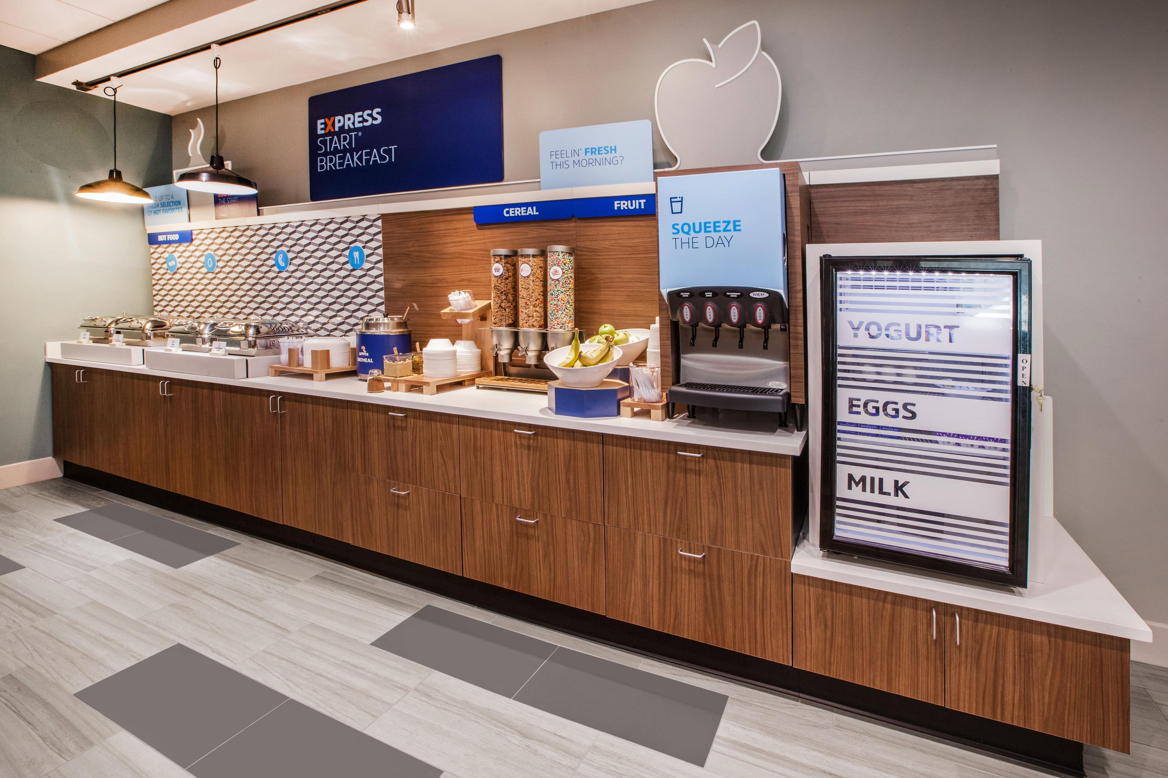 Holiday Inn Express & Suites - Marion By Ihg Экстерьер фото