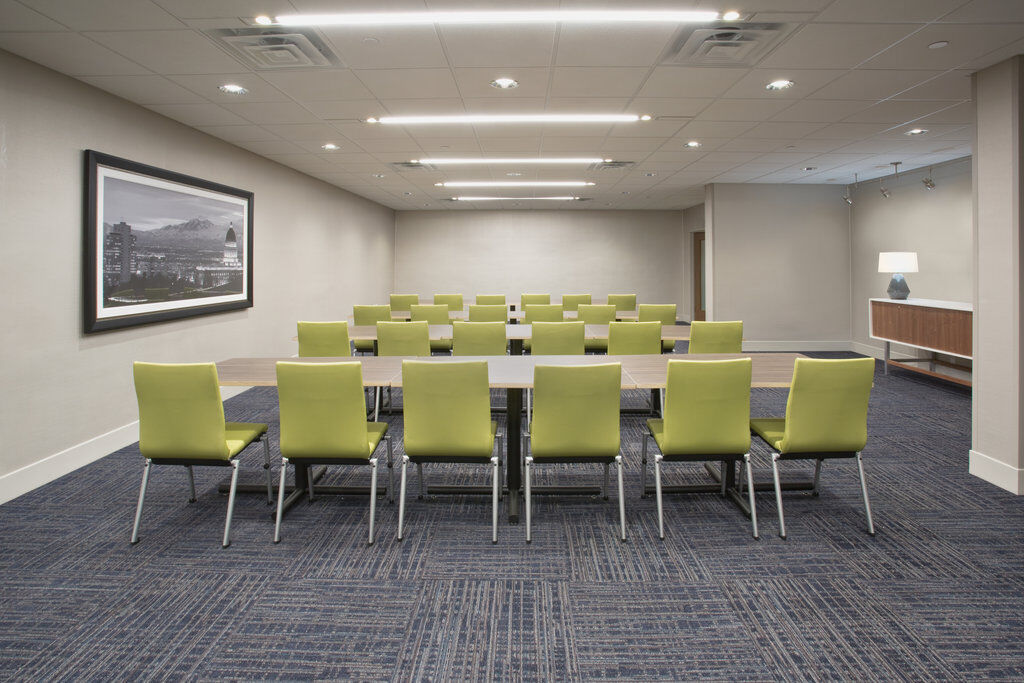 Holiday Inn Express & Suites - Marion By Ihg Экстерьер фото